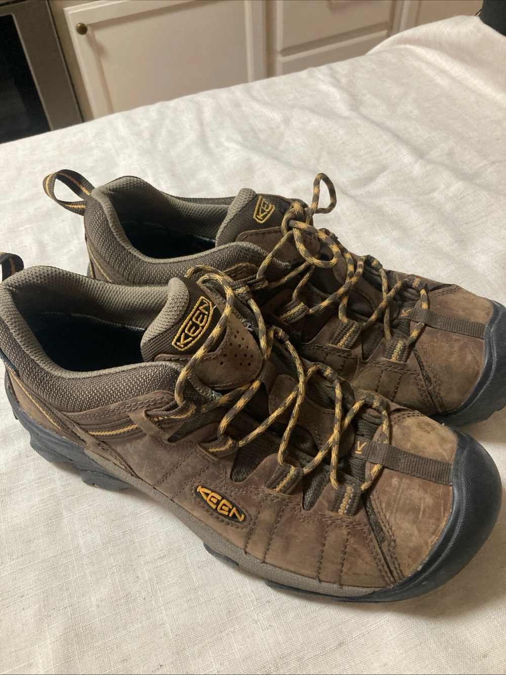 Keen Men's Brown and Yellow Leather Trail Shoes